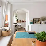Bright & Cosy Hideaway In Le Marais